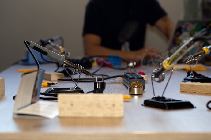 Битва паяльников: почему мастера выбирают YATO