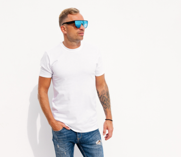 базова футболка на кожен день базова футболка на кожен день